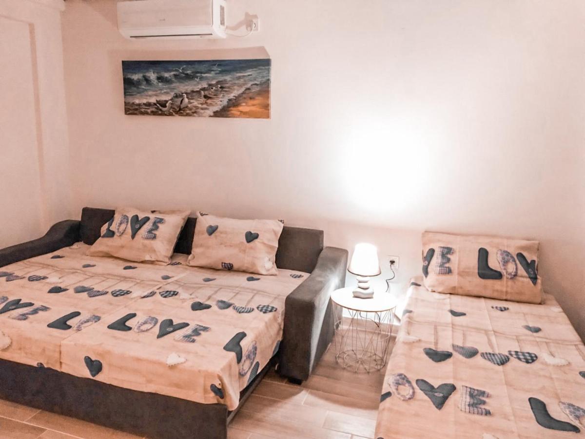 Apartmani Dumezic Бар Экстерьер фото
