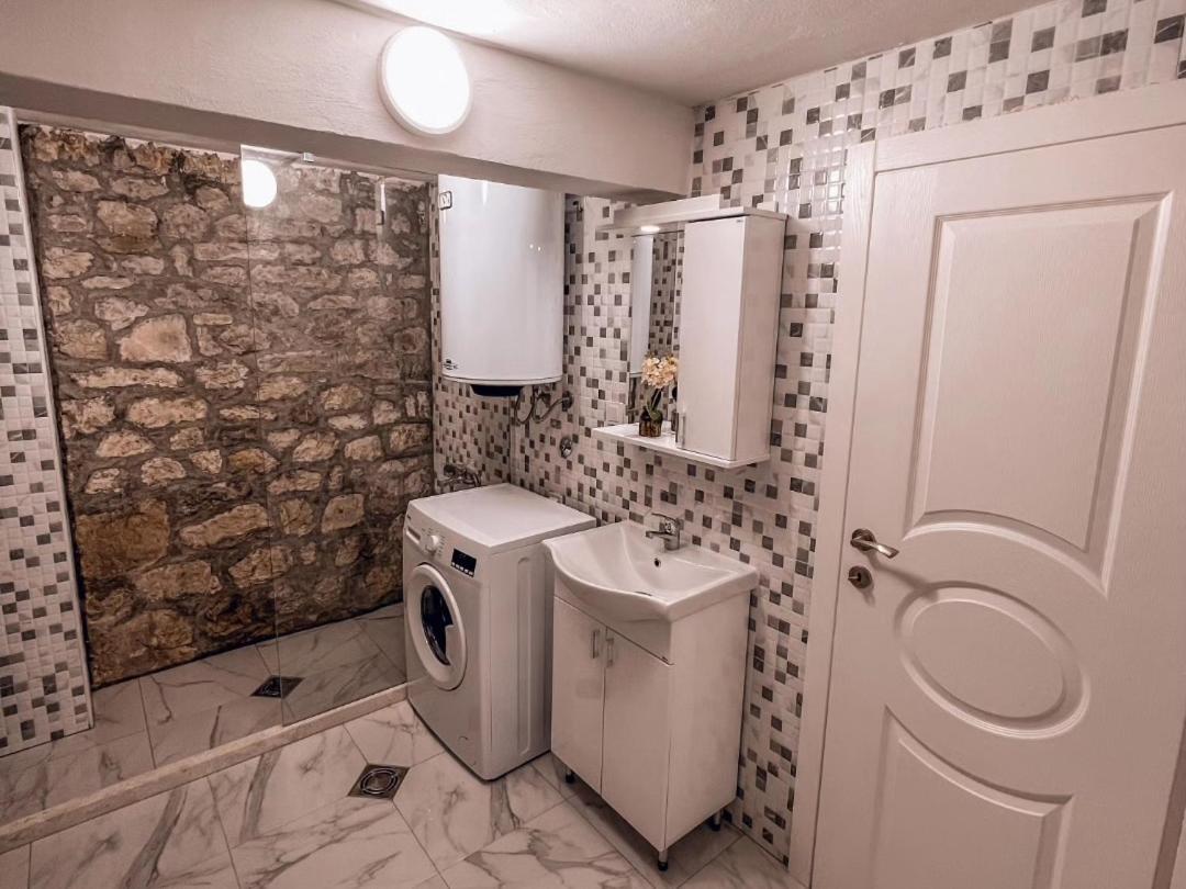 Apartmani Dumezic Бар Номер фото